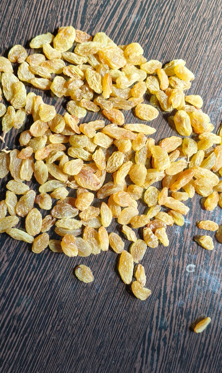 RAISINS / KISMIS