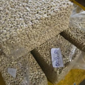 Premium shelled cashew nuts ww240 ,ww320 , ww450