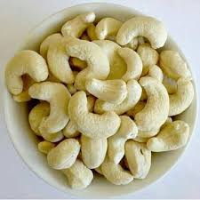 Whole Cashew, Broken Cashew
