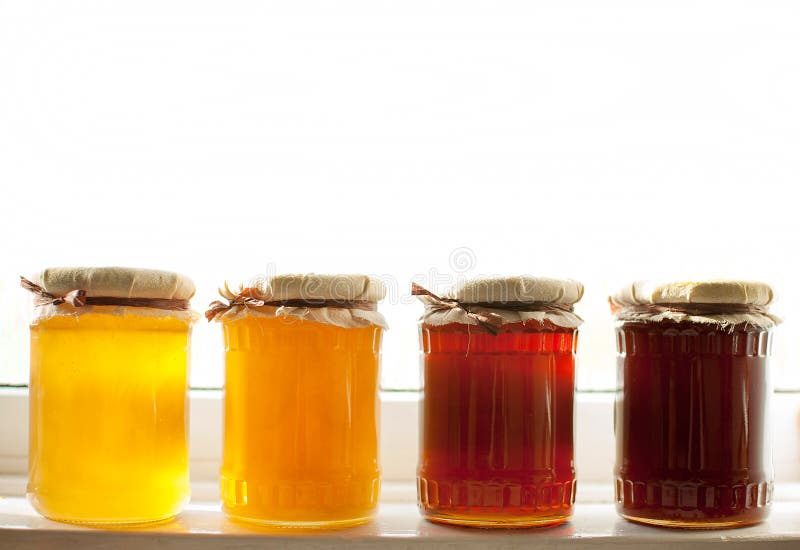 PURE NATURAL HONEY (BROWN AND WHITE)