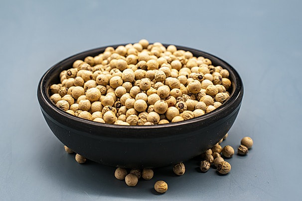 WHITE PEPPER